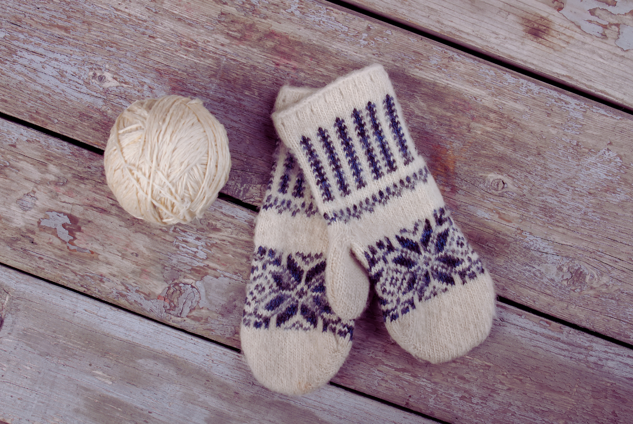 crochet mitten pattern